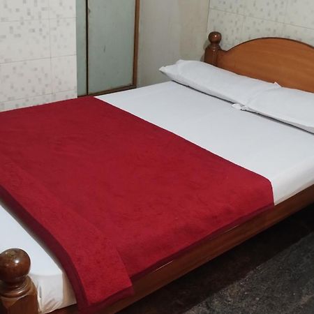 Sharada Kk Residency Villa Mysore Exteriör bild